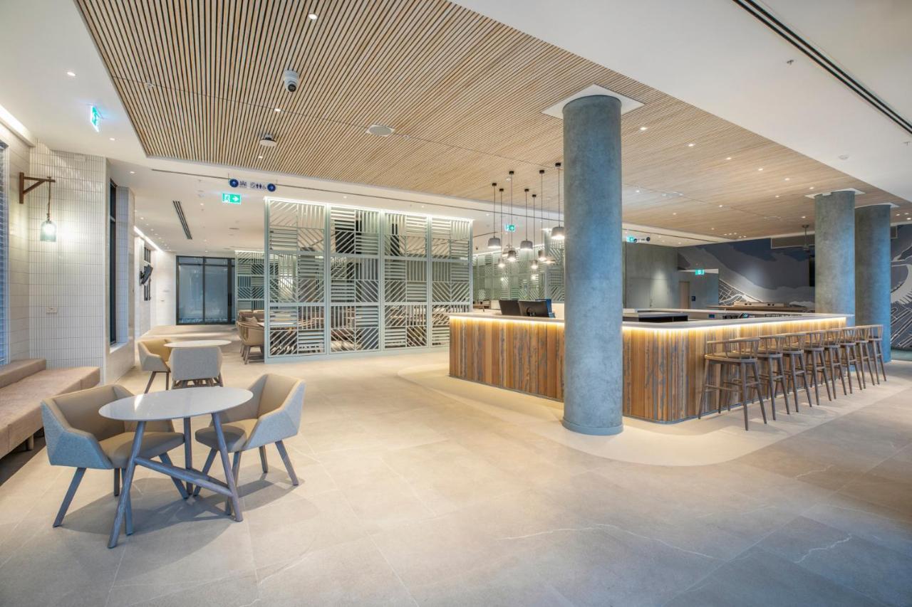 Holiday Inn Express & Suites Sunshine Coast By Ihg Maroochydore Dış mekan fotoğraf
