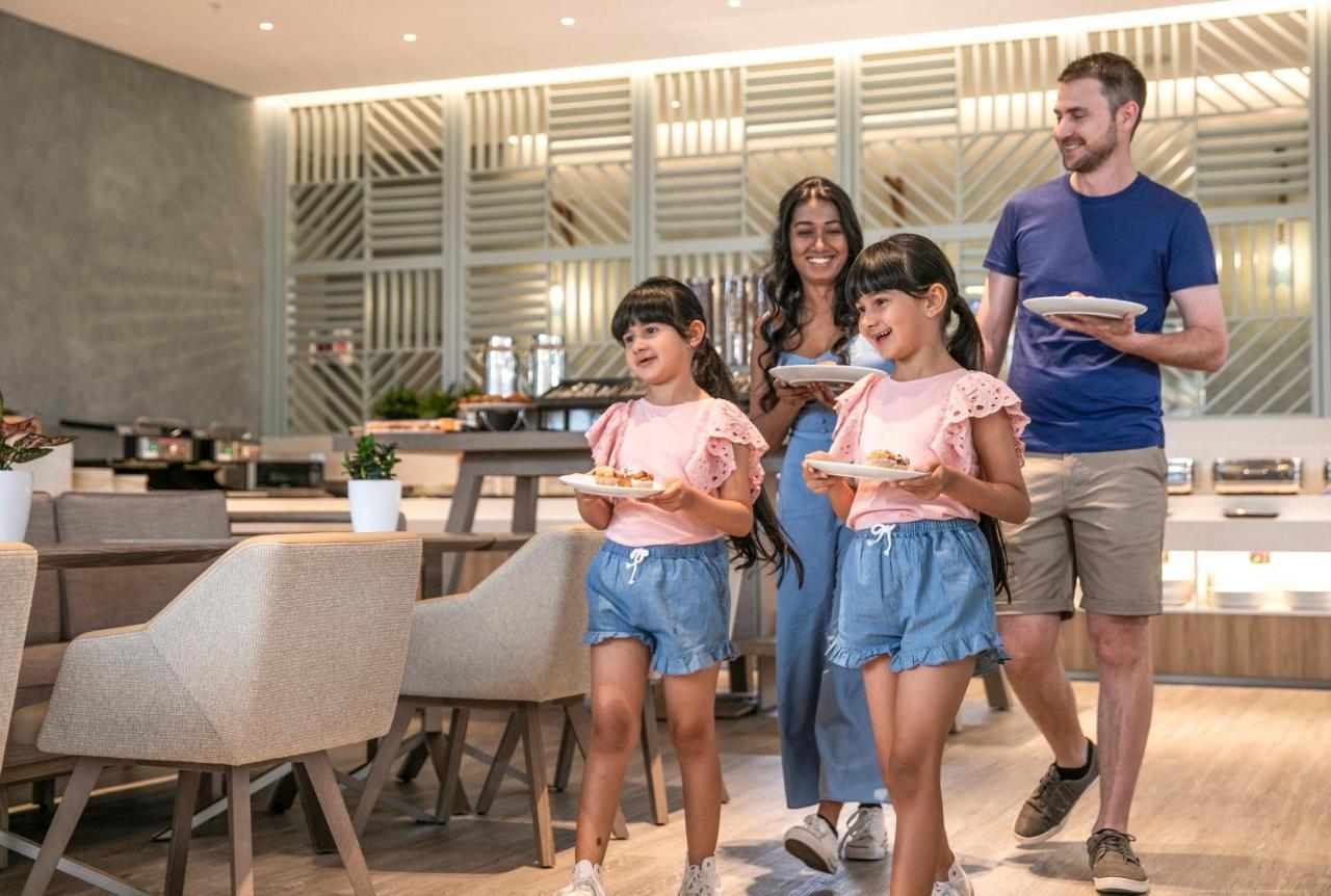 Holiday Inn Express & Suites Sunshine Coast By Ihg Maroochydore Dış mekan fotoğraf