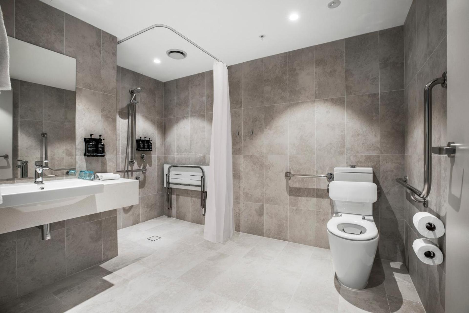 Holiday Inn Express & Suites Sunshine Coast By Ihg Maroochydore Dış mekan fotoğraf