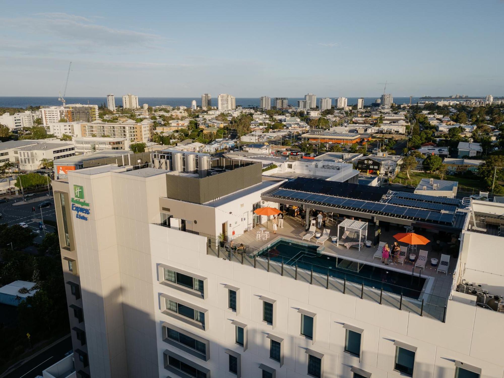 Holiday Inn Express & Suites Sunshine Coast By Ihg Maroochydore Dış mekan fotoğraf
